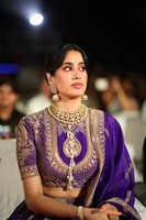All Eyes on Janhvi Kapoor at Peddi Ki Aawaz